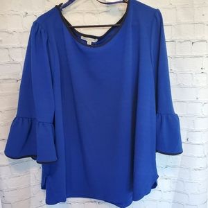 33 - Green Envelope Ruffle ¾ Sleeve Royal Blue Top